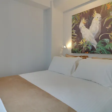 Athinn Athens
